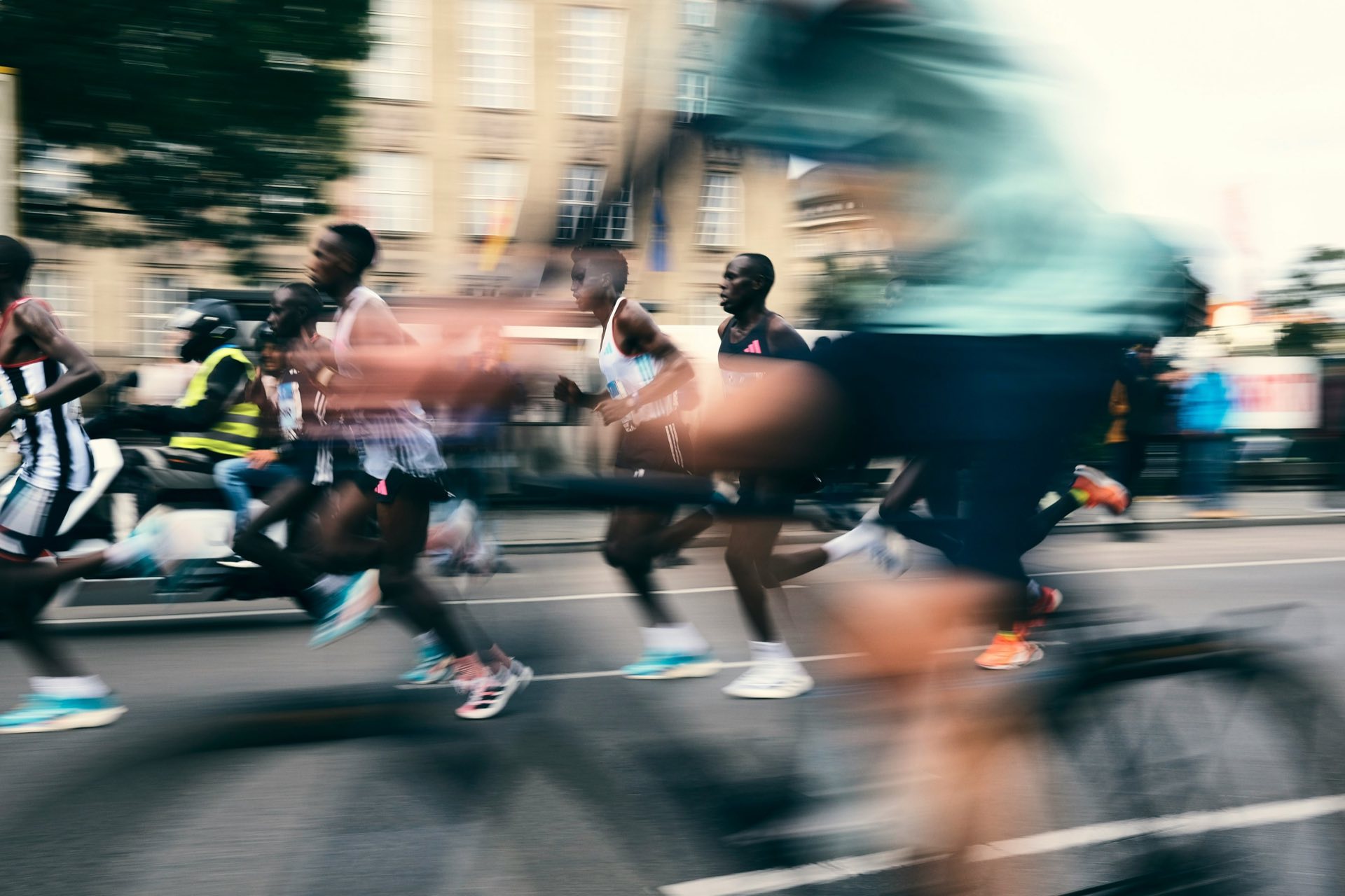 Runners surging forward at a mass-participation event